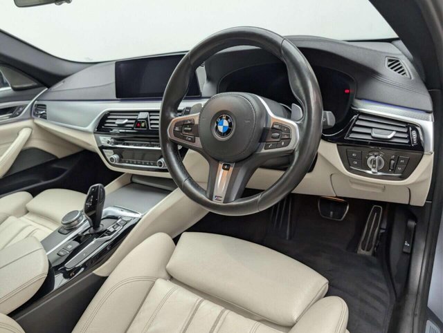USED 2019 19 BMW 5 SERIES 3.0 540i GPF M Sport Touring 5dr Petrol Auto xDrive Euro 6 (s/s) (340 ps) M SPORT PLUS PACKAGE CLICK & COLLECT/HOME DELIVERY