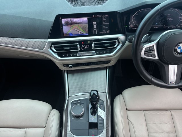 2020 BMW 3 SERIES - Photo 12