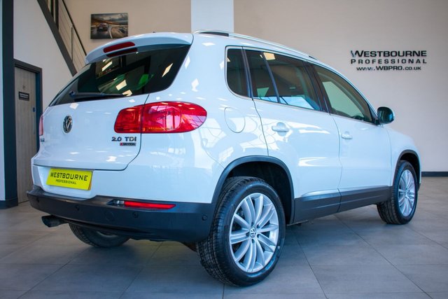 2015 65 VOLKSWAGEN TIGUAN 2.0 TDI BlueMotion Tech Match Edition SUV 5dr Diesel DSG 4WD Euro 6 (s/s) (150 ps) - Photo 5