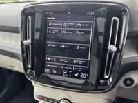 USED 2021 21 VOLVO XC40 2.0 B4 MHEV Inscription Pro SUV 5dr Petrol Hybrid Auto Euro 6 (s/s) (197 ps) Panoramic | 360 Camera | HK Sound