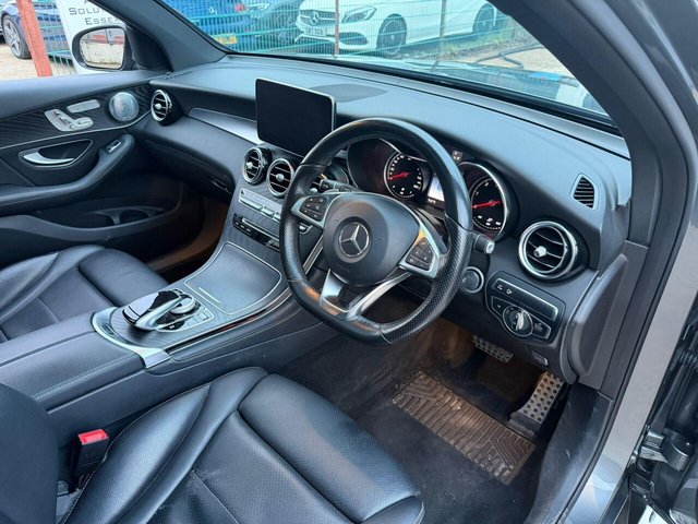 2017 MERCEDES-BENZ GLC 3.0 GLC350d V6 AMG Line (Premium Plus) G-Tronic 4MATIC Euro 6 (s/s) 5dr - Photo 12