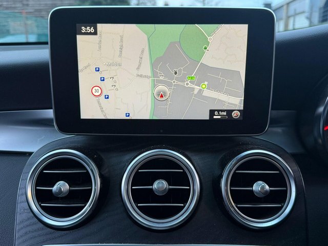 2017 MERCEDES-BENZ GLC 3.0 GLC350d V6 AMG Line (Premium Plus) G-Tronic 4MATIC Euro 6 (s/s) 5dr - Photo 9