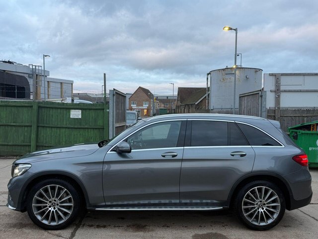 2017 MERCEDES-BENZ GLC 3.0 GLC350d V6 AMG Line (Premium Plus) G-Tronic 4MATIC Euro 6 (s/s) 5dr - Photo 10