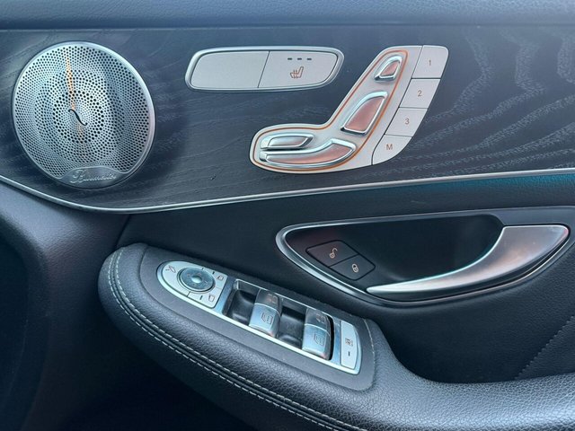 2017 MERCEDES-BENZ GLC 3.0 GLC350d V6 AMG Line (Premium Plus) G-Tronic 4MATIC Euro 6 (s/s) 5dr - Photo 7