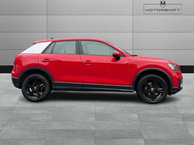 2020 AUDI Q2 - Photo 9
