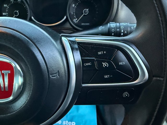 2018 FIAT 500L 1.4 T-Jet Cross MPV 5dr Petrol Manual Euro 6 (120 bhp) - Photo 12