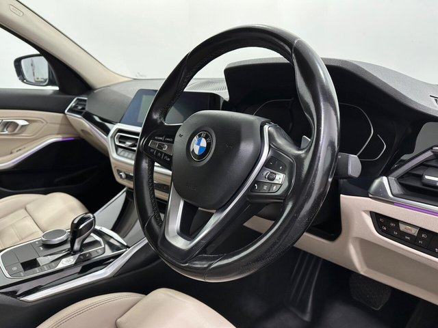 2020 BMW 3 Series - Photo 10