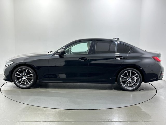 2020 BMW 3 Series - Photo 5