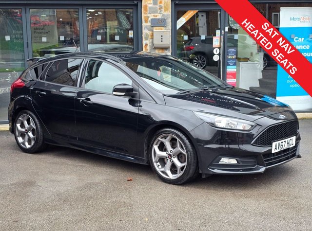 View our FORD FOCUS