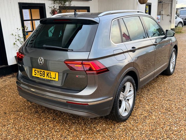 2018 VOLKSWAGEN TIGUAN - Photo 7