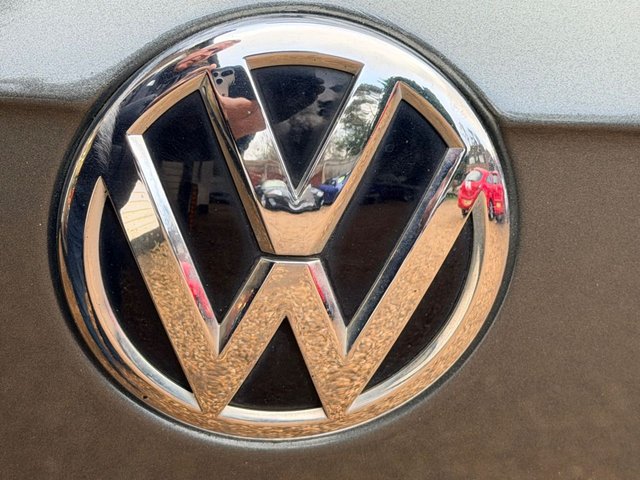 2018 VOLKSWAGEN TIGUAN - Photo 9