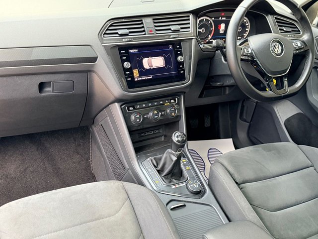 2018 VOLKSWAGEN TIGUAN - Photo 3