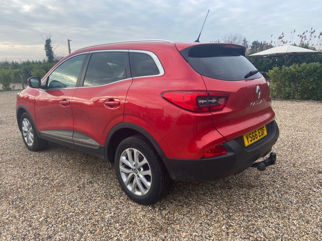 2016 RENAULT KADJAR 1.5 dCi Dynamique Nav SUV 5dr Diesel Manual Euro 6 (s/s) (110 ps) - Photo 4