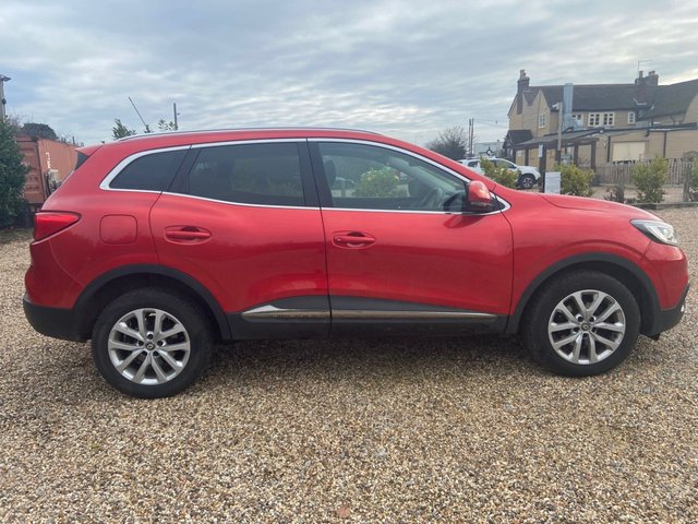 2016 RENAULT KADJAR 1.5 dCi Dynamique Nav SUV 5dr Diesel Manual Euro 6 (s/s) (110 ps) - Photo 8