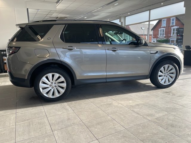 View our LAND ROVER DISCOVERY SPORT