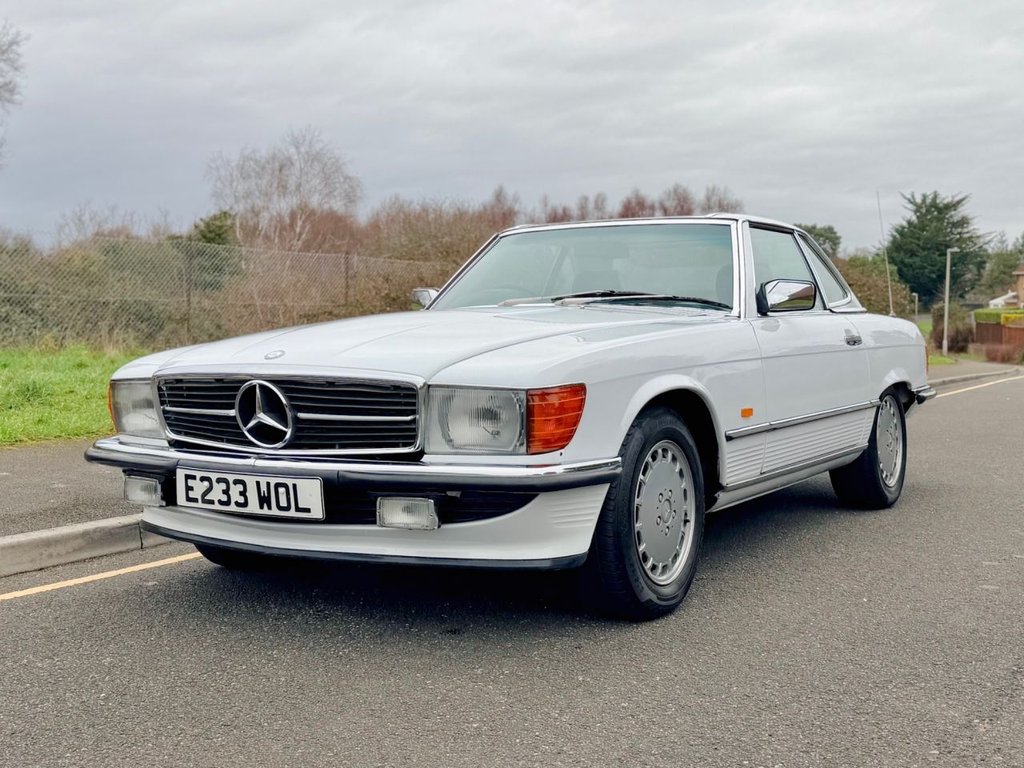 USED 1987 E MERCEDES-BENZ SL 300 R107 // 3.0L // 2d Convertible // AUTO // 188 BHP // px swap 