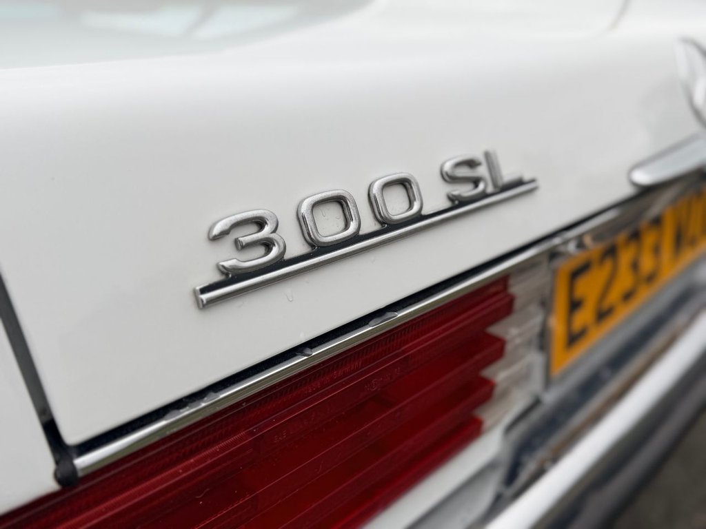 USED 1987 E MERCEDES-BENZ SL 300 R107 // 3.0L // 2d Convertible // AUTO // 188 BHP // px swap 