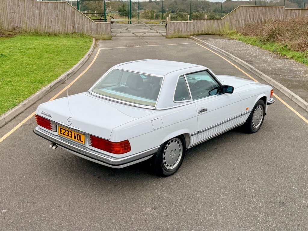 USED 1987 E MERCEDES-BENZ SL 300 R107 // 3.0L // 2d Convertible // AUTO // 188 BHP // px swap 