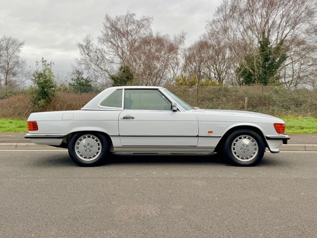 USED 1987 E MERCEDES-BENZ SL 300 R107 // 3.0L // 2d Convertible // AUTO // 188 BHP // px swap 