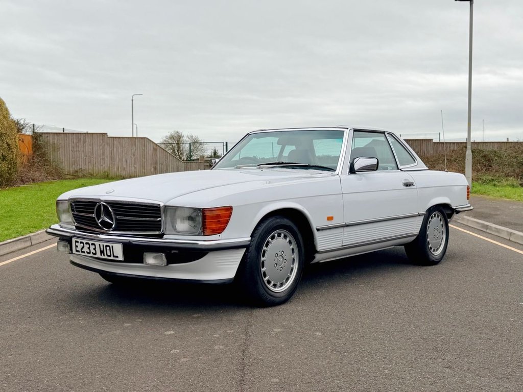 USED 1987 E MERCEDES-BENZ SL 300 R107 // 3.0L // 2d Convertible // AUTO // 188 BHP // px swap 