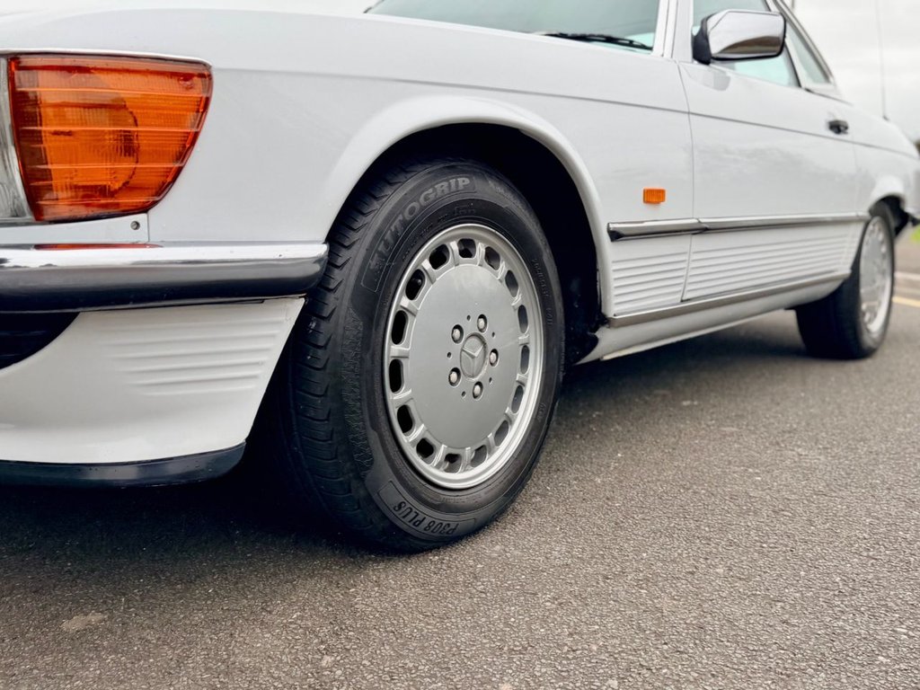 USED 1987 E MERCEDES-BENZ SL 300 R107 // 3.0L // 2d Convertible // AUTO // 188 BHP // px swap 