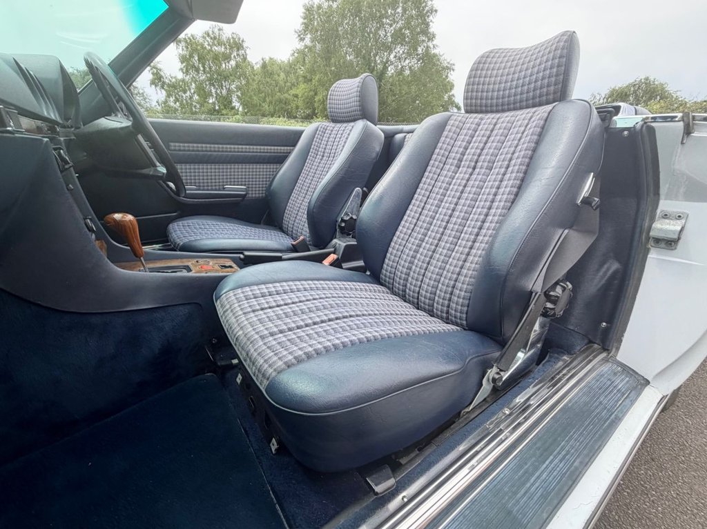 USED 1987 E MERCEDES-BENZ SL 300 R107 // 3.0L // 2d Convertible // AUTO // 188 BHP // px swap 