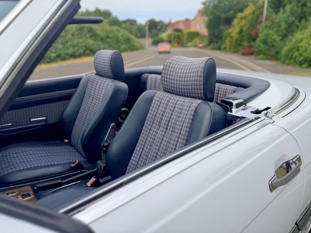 USED 1987 E MERCEDES-BENZ SL 300 R107 // 3.0L // 2d Convertible // AUTO // 188 BHP // px swap 
