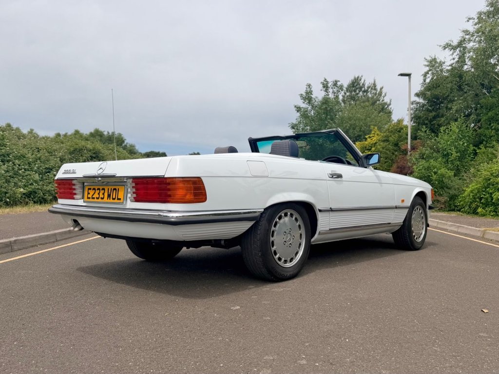 USED 1987 E MERCEDES-BENZ SL 300 R107 // 3.0L // 2d Convertible // AUTO // 188 BHP // px swap 