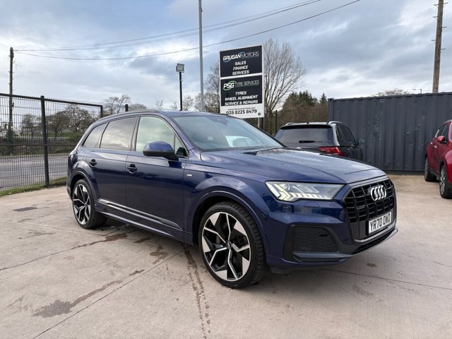 View our AUDI Q7