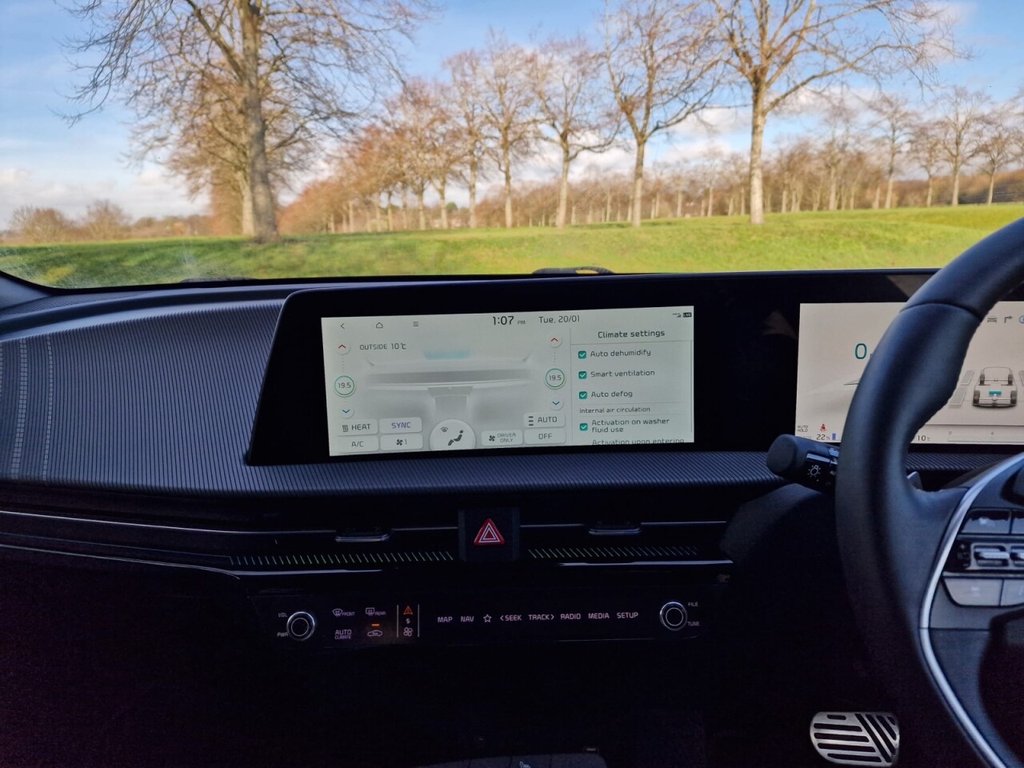 USED 2022 72 KIA EV6 77.4kWh GT-Line Hatchback 5dr Electric Auto AWD (320 bhp) FINANCE AVAILABLE