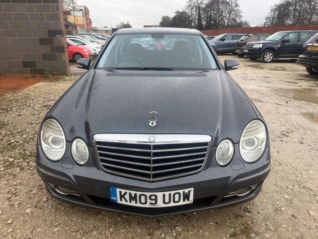 2009 Mercedes-Benz E-Class 3L Avantgarde 4dr - Photo 12
