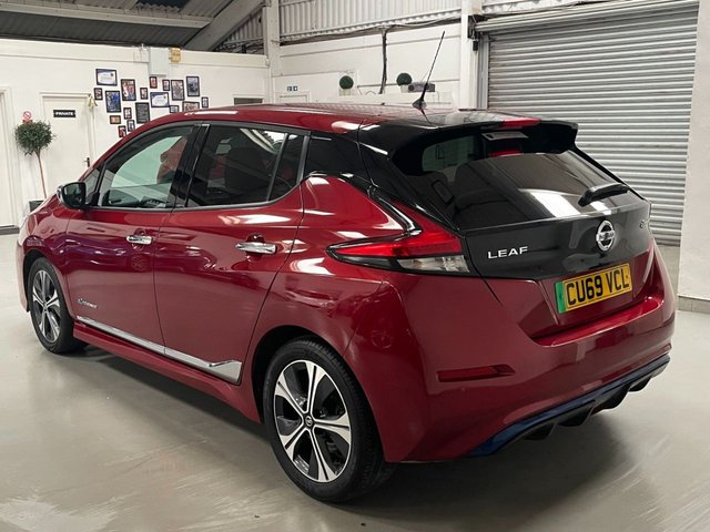 View our NISSAN LEAF
