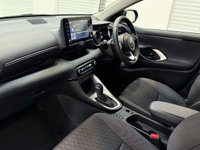 USED 2023 23 TOYOTA YARIS 1.5 VVT-h Design Hatchback 5dr Petrol Hybrid E-CVT Euro 6 (s/s) (116 ps) REAR CAM+CAR PLAY+1 OWNER+FSH