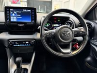 USED 2023 23 TOYOTA YARIS 1.5 VVT-h Design Hatchback 5dr Petrol Hybrid E-CVT Euro 6 (s/s) (116 ps) REAR CAM+CAR PLAY+1 OWNER+FSH