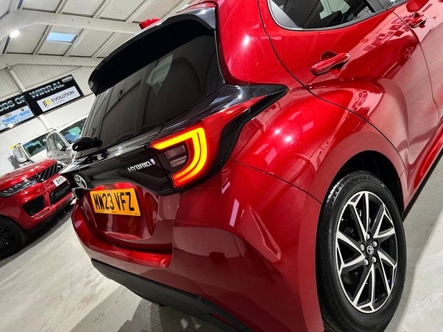 2023 Toyota Yaris 1.5L Design 5dr - Photo 11