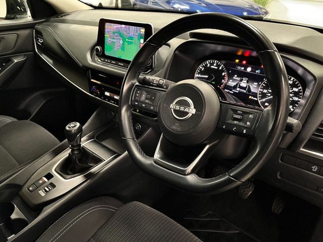 View our NISSAN QASHQAI