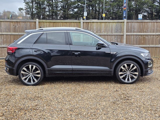 2019 VOLKSWAGEN T-ROC - Photo 6