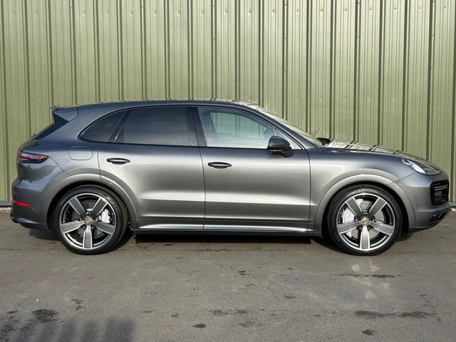 2019 PORSCHE CAYENNE 4.0T V8 GPF Turbo SUV 5dr Petrol TiptronicS 4WD Euro 6 (s/s) (550 ps) - Photo 4