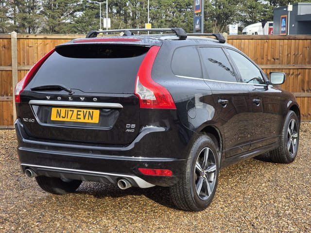 2017 VOLVO XC60 - Photo 4