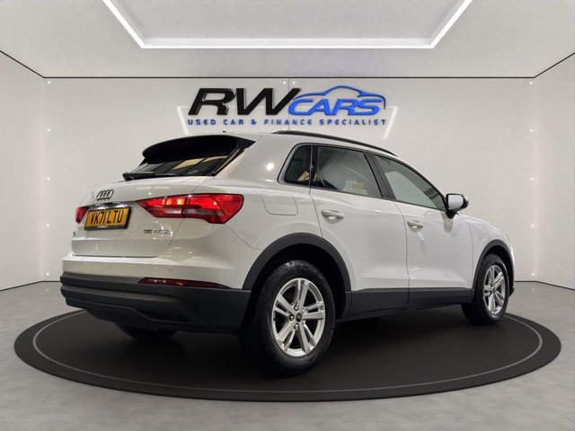 2021 Audi Q3 1.5L Technik 5dr - Photo 5