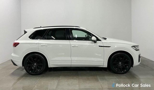 2023 VOLKSWAGEN TOUAREG - Photo 4