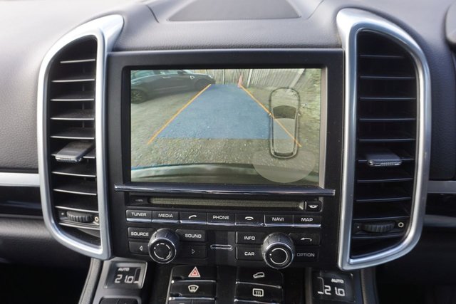 2013 PORSCHE CAYENNE - Photo 12