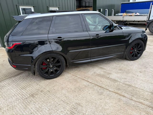 View our LAND ROVER RANGE ROVER SPORT