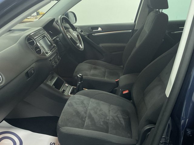 2015 VOLKSWAGEN TIGUAN - Photo 5