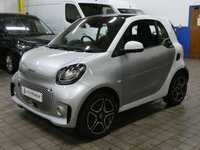USED 2021 71 SMART FORTWO 17.6kWh Premium Coupe 2dr Electric Auto (22kW Charger) (82 ps) GENUINE LOW MILES SUNROOF HEATED SEATS PARKING SENSORS 1 OWNER SERVICE HISTORY WARRANTY