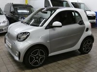 USED 2021 71 SMART FORTWO 17.6kWh Premium Coupe 2dr Electric Auto (22kW Charger) (82 ps) GENUINE LOW MILES SUNROOF HEATED SEATS PARKING SENSORS 1 OWNER SERVICE HISTORY WARRANTY
