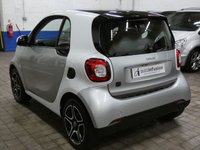 USED 2021 71 SMART FORTWO 17.6kWh Premium Coupe 2dr Electric Auto (22kW Charger) (82 ps) GENUINE LOW MILES SUNROOF HEATED SEATS PARKING SENSORS 1 OWNER SERVICE HISTORY WARRANTY