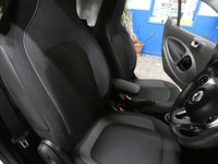 USED 2021 71 SMART FORTWO 17.6kWh Premium Coupe 2dr Electric Auto (22kW Charger) (82 ps) GENUINE LOW MILES SUNROOF HEATED SEATS PARKING SENSORS 1 OWNER SERVICE HISTORY WARRANTY