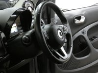 USED 2021 71 SMART FORTWO 17.6kWh Premium Coupe 2dr Electric Auto (22kW Charger) (82 ps) GENUINE LOW MILES SUNROOF HEATED SEATS PARKING SENSORS 1 OWNER SERVICE HISTORY WARRANTY
