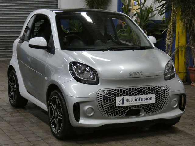 2021 71 Smart Fortwo 17.6kWh Premium Coupe 2dr Electric Auto (22kW Charger) (82 ps)